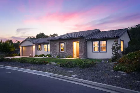 369 Falcon Crest Dr, Lompoc, CA 93436 photo 1