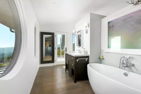226 E Mountain Dr, Montecito, CA 93108 photo 13
