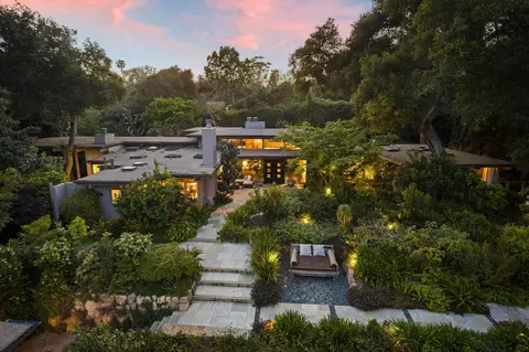 655 Oak Springs Ln, Santa Barbara, CA 93108