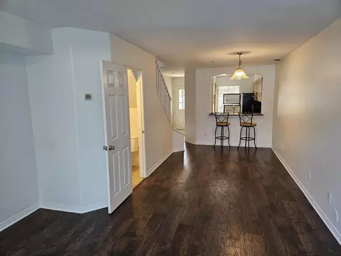 Living - 4692 Carpinteria Ave #22, Carpinteria, CA 93013 photo 2 of 2