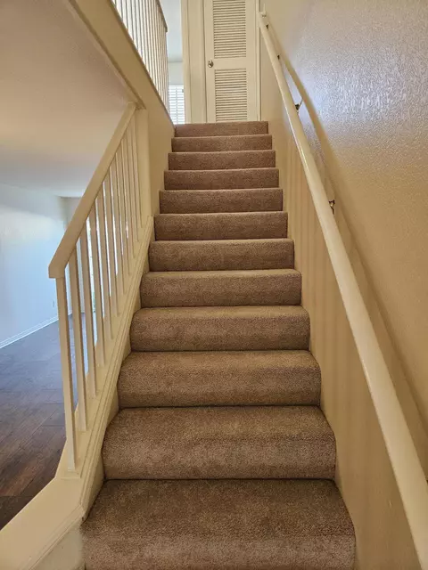 Entry Way - 4692 Carpinteria Ave #22, Carpinteria, CA 93013 photo 1 of 2