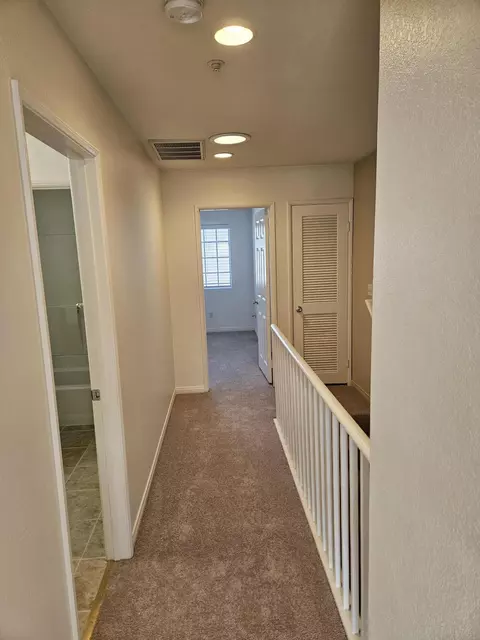 Entry Way - 4692 Carpinteria Ave #22, Carpinteria, CA 93013 photo 2 of 2