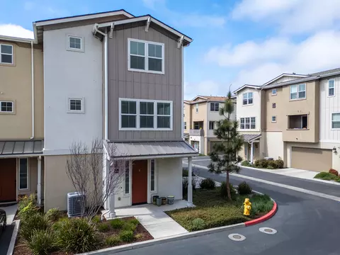 Exterior - 246 Robles Way, Buellton, CA 93427 photo 2 of 6