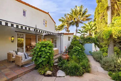 924 Garden St #F, Santa Barbara, CA 93101