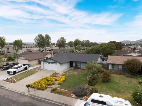View/Area - 204 S Tulip St, Lompoc, CA 93436 photo 2 of 17