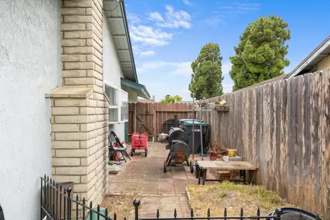 Exterior - 204 S Tulip St, Lompoc, CA 93436 photo 3 of 9