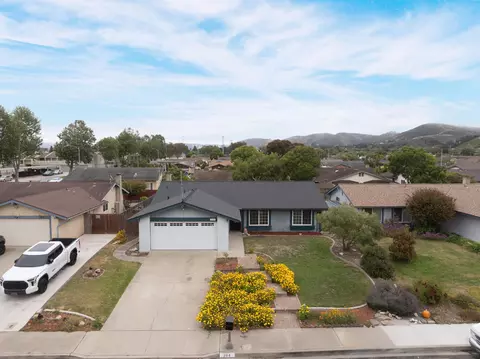 View/Area - 204 S Tulip St, Lompoc, CA 93436 photo 1 of 17