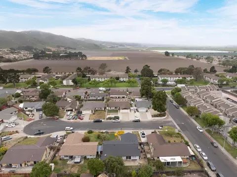 View/Area - 204 S Tulip St, Lompoc, CA 93436 photo 7 of 17