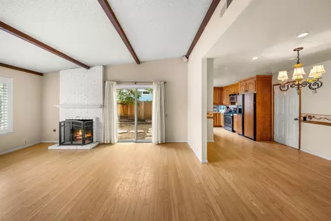 Living - 4595 Aragon Dr, Carpinteria, CA 93013 photo 2 of 4