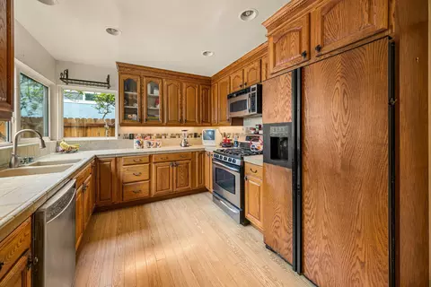 Kitchen - 4595 Aragon Dr, Carpinteria, CA 93013 photo 1 of 2