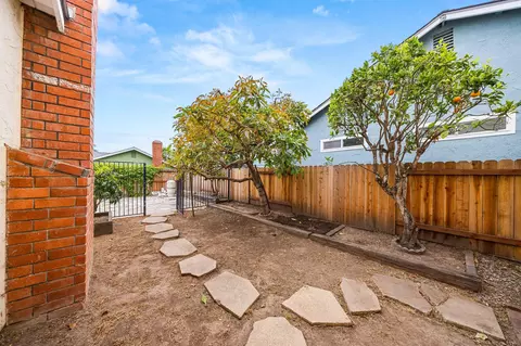 Exterior - 4595 Aragon Dr, Carpinteria, CA 93013 photo 5 of 5