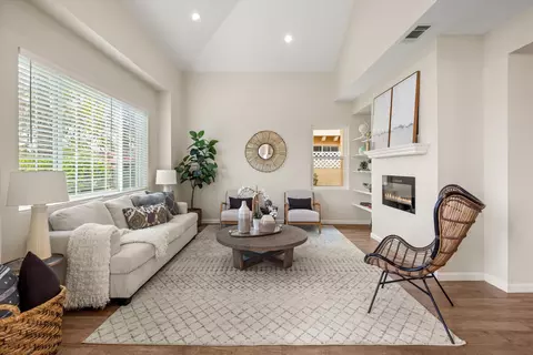 7134 Phelps Rd, Goleta, CA 93117 photo 4