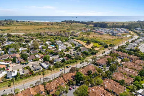 7134 Phelps Rd, Goleta, CA 93117 photo 49