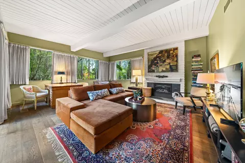 Living - 1048 E La Loma Ave, Somis, CA 93066 photo 1 of 7