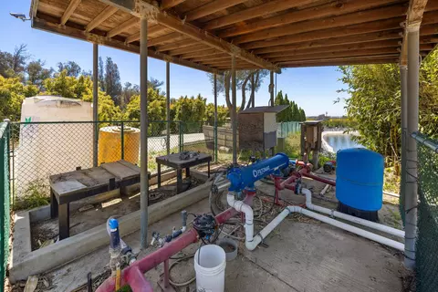 Exterior - 1048 E La Loma Ave, Somis, CA 93066 photo 18 of 20