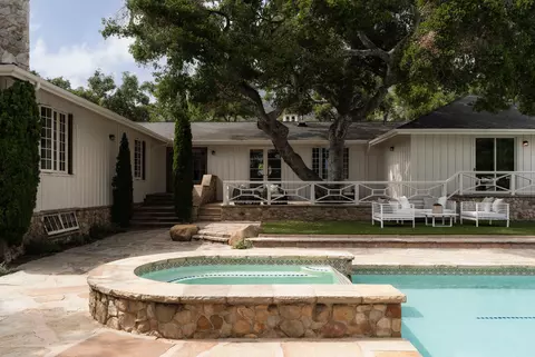 Exterior - 690 San Ysidro Rd, Montecito, CA 93108 photo 5 of 12