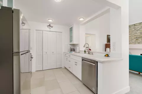 2206 Martinique Ln, Oxnard, CA 93035 photo 13