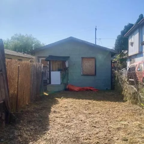 1012 Alphonse St, Santa Barbara, CA 93103
