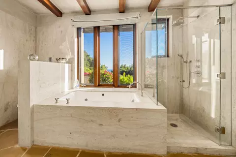 Bath - 892 Toro Canyon Rd, Montecito, CA 93108 photo 4 of 4
