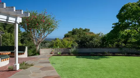 111 Canyon Acres Dr, Santa Barbara, CA 93105
