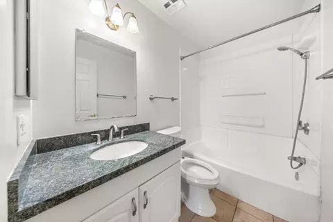 Bath - 409 Northgate Dr #A, Goleta, CA 93117 photo 1 of 2