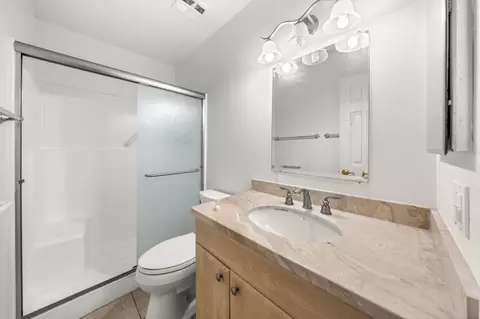 Bath - 409 Northgate Dr #A, Goleta, CA 93117 photo 2 of 2