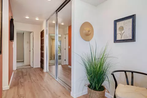 Entry Way - 3375 Foohill Rd #833, Carpinteria, CA 93013 photo 1 of 1