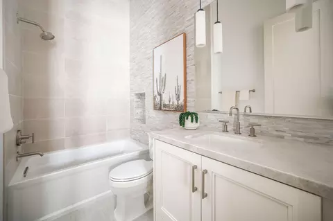 Bath - 105 Polo Way, Carpinteria, CA 93013 photo 3 of 4