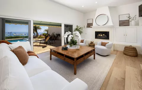 Living - 425 Calle Lippizana, Goleta, CA 93117 photo 1 of 2