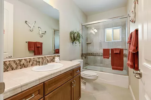 Bath - 1231 Pistache Ave, Solvang, CA 93463 photo 4 of 5