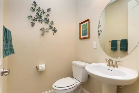 Bath - 1231 Pistache Ave, Solvang, CA 93463 photo 5 of 5