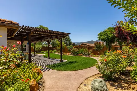 Exterior - 1231 Pistache Ave, Solvang, CA 93463 photo 5 of 8