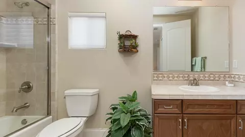Bath - 1231 Pistache Ave, Solvang, CA 93463 photo 3 of 5