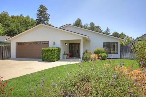 72 Sandalwood Way, Solvang, CA 93463