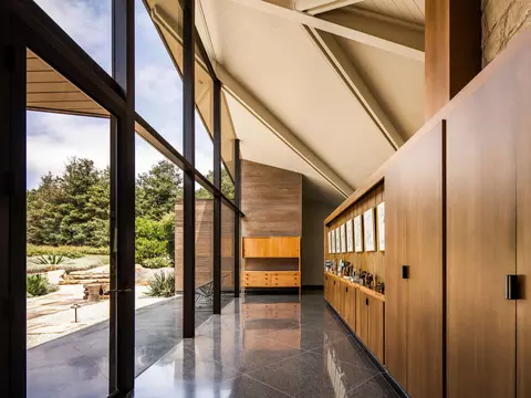 Entry Way - 650 San Ysidro Rd, Montecito, CA 93108 photo 1 of 3