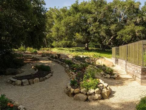 Exterior - 650 San Ysidro Rd, Montecito, CA 93108 photo 25 of 30