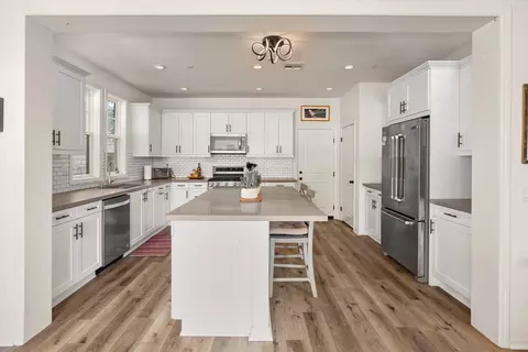 5436 Tree Farm Ln, Santa Barbara, CA 93111