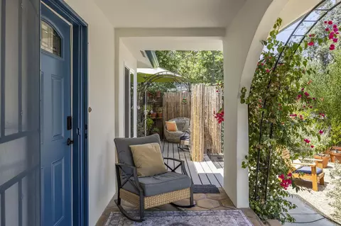 Exterior - 301 Park Rd, Ojai, CA 93023 photo 7 of 17
