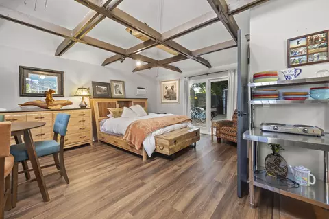 Bedroom - 301 Park Rd, Ojai, CA 93023 photo 3 of 5