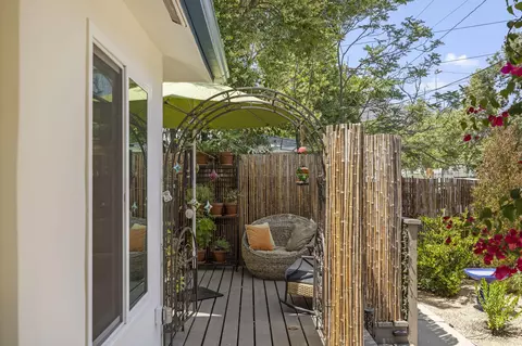 Exterior - 301 Park Rd, Ojai, CA 93023 photo 17 of 17