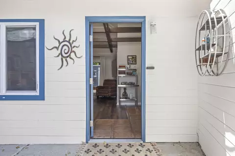 Entry Way - 301 Park Rd, Ojai, CA 93023 photo 2 of 2