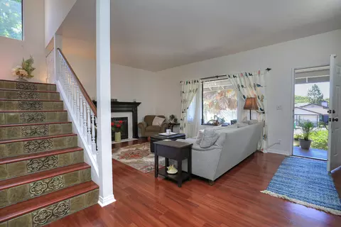 4014 Primavera Rd #A, Santa Barbara, CA 93110