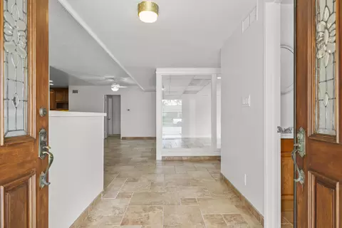 Entry Way - 741 Kentwood Dr, Oxnard, CA 93030 photo 1 of 1