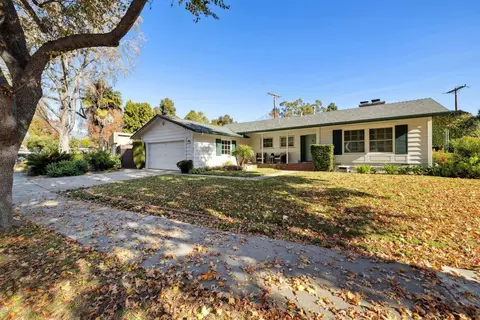 1021 Palermo Dr, Santa Barbara, CA 93105
