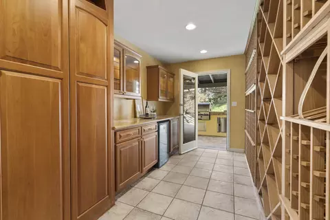 Entry Way - 230 Avocado Pl, Camarillo, CA 93010 photo 2 of 2