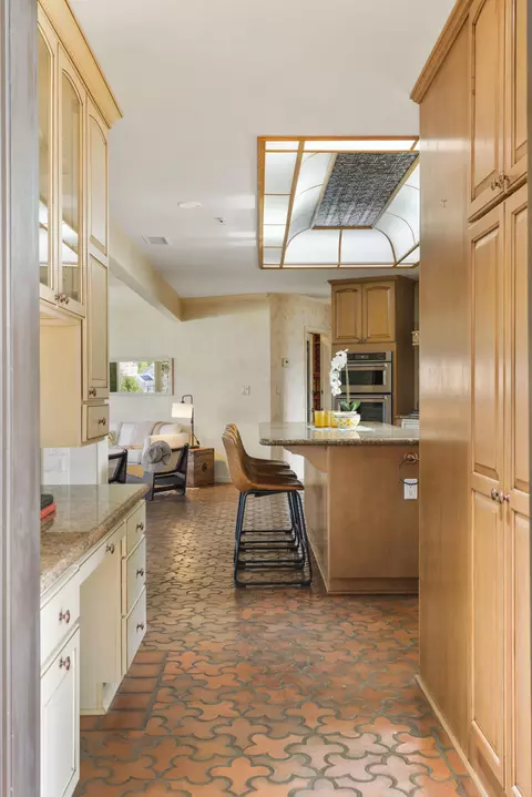 Kitchen - 230 Avocado Pl, Camarillo, CA 93010 photo 1 of 6