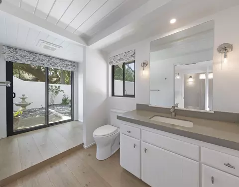 Bath - 671 Rincon Dr, Solvang, CA 93463 photo 3 of 3