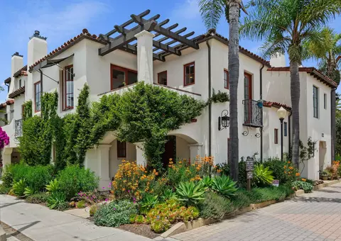 208 Santa Barbara St #A, Santa Barbara, CA 93101