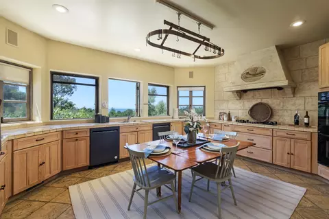 Kitchen - 2899 Hidden Valley Ln, Montecito, CA 93108 photo 1 of 2