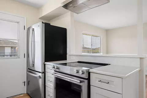 5925 Birch St #4, Carpinteria, CA 93013 photo 8